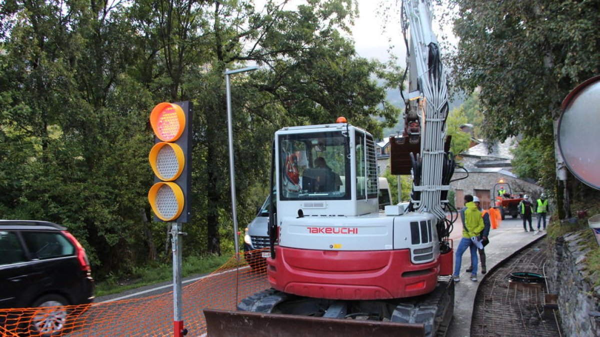 Obres a la carretera del Coll d'Ordino