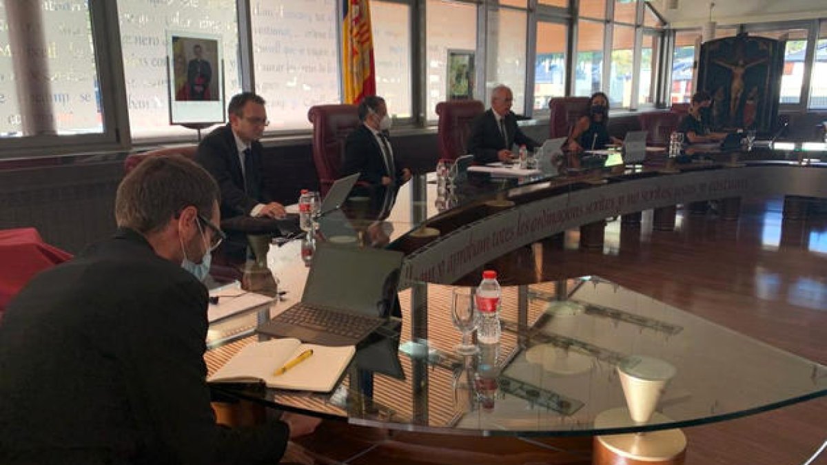 Canillo podrà fer les sessions de comú per 'streaming' després de la Covid