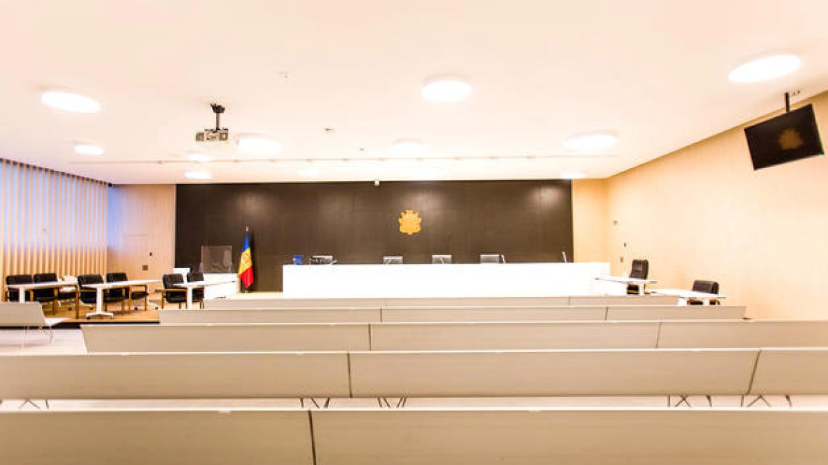 El Superior absol un home que volia canviar la declaració de dos menors