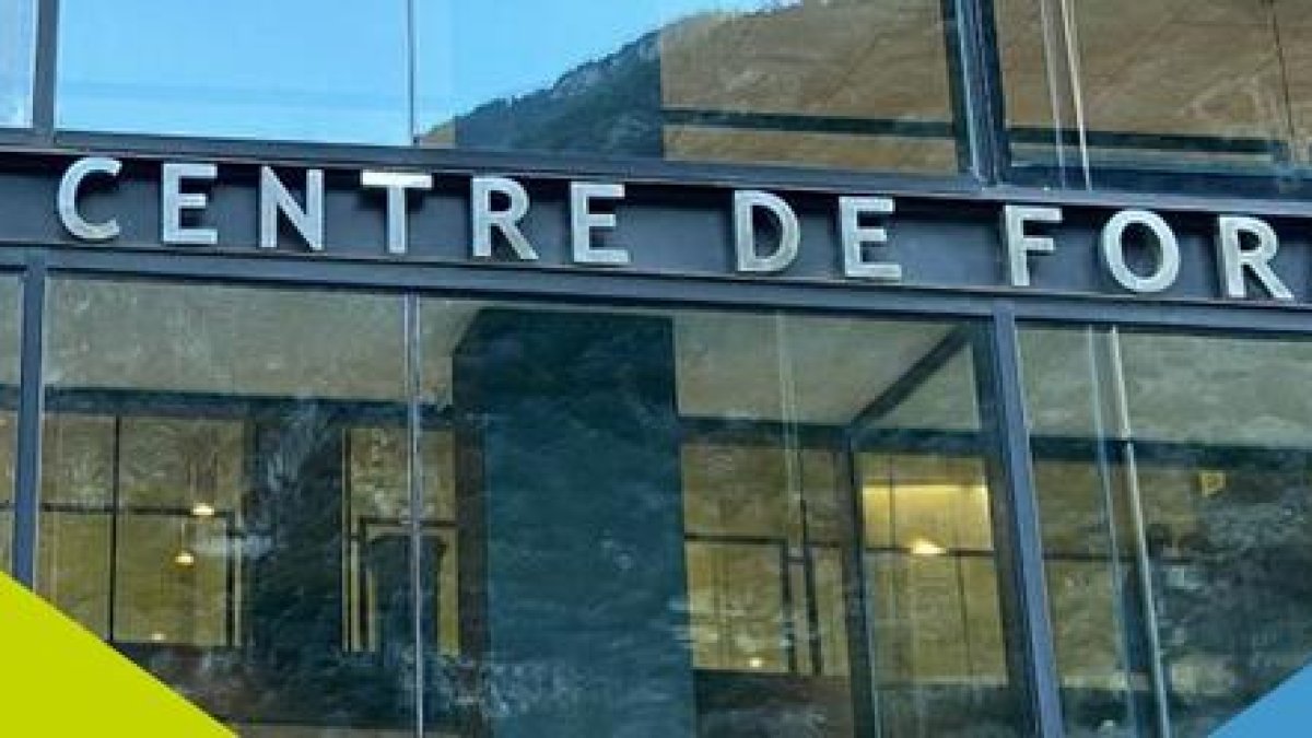 Seminari sobre com gestionar les emocions dels fills