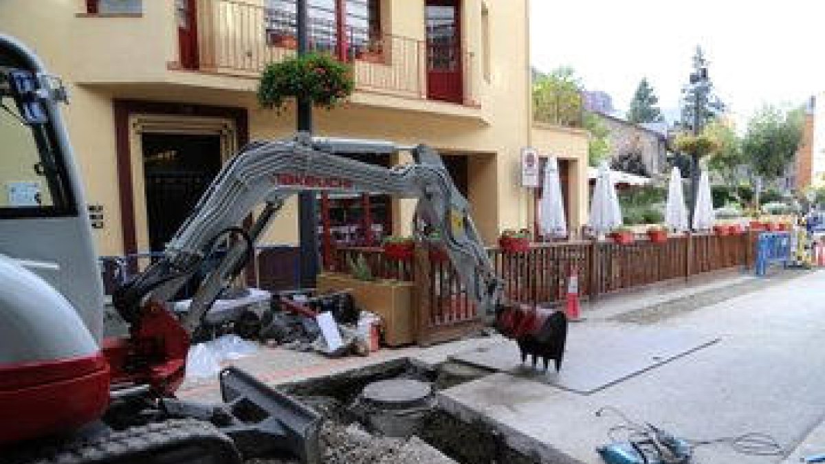 Talls a Sant Julià per obres d'aigua residuals i pluvials