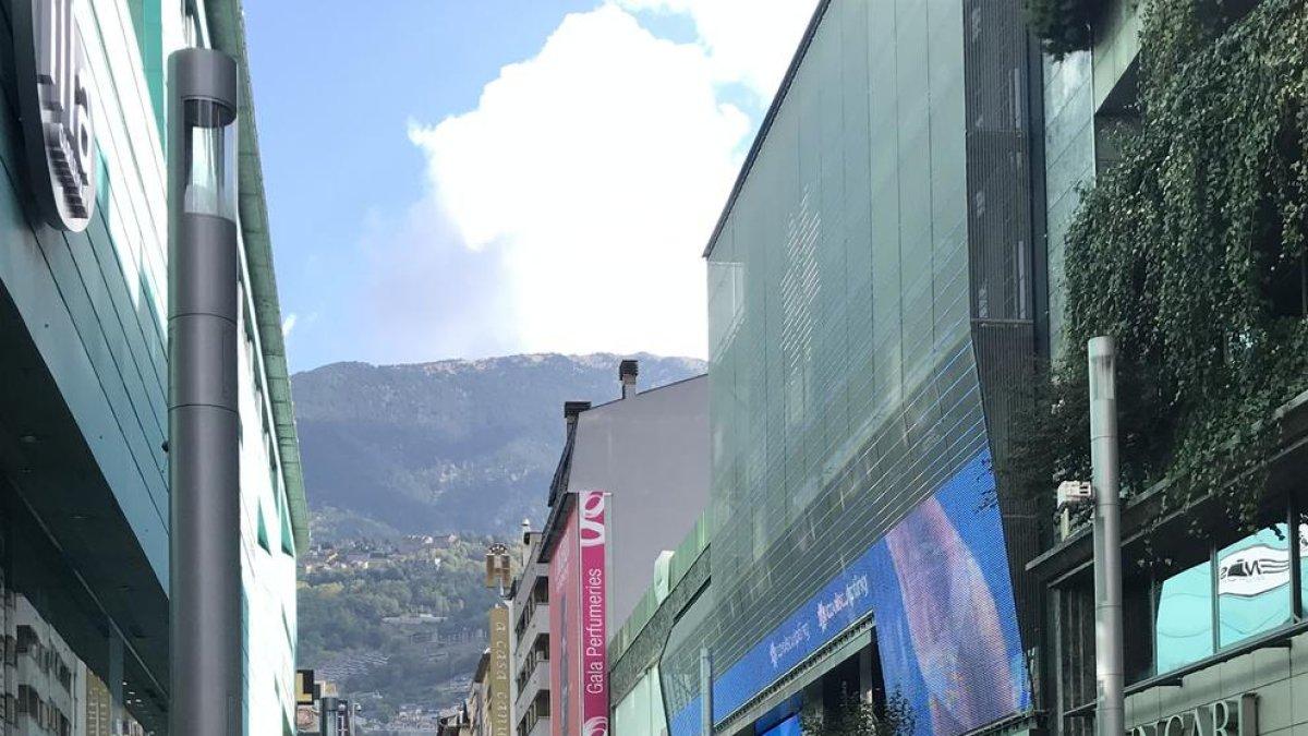 Sorpresa en la multitud de turistes