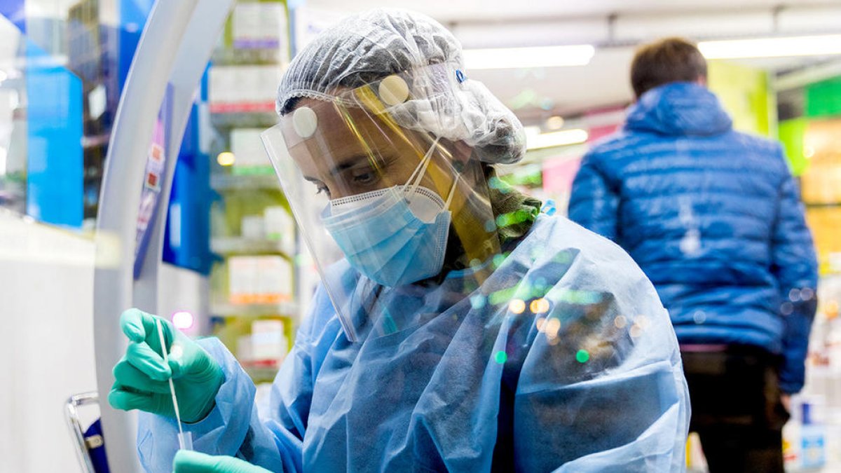 Tests d'antígens a tota la població per Nadal