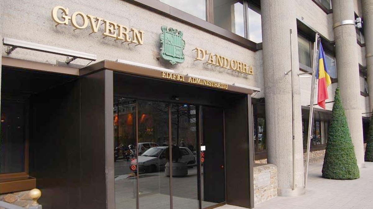 El nombre total de funcionaris del Govern ha crescut un 10% des del 2008