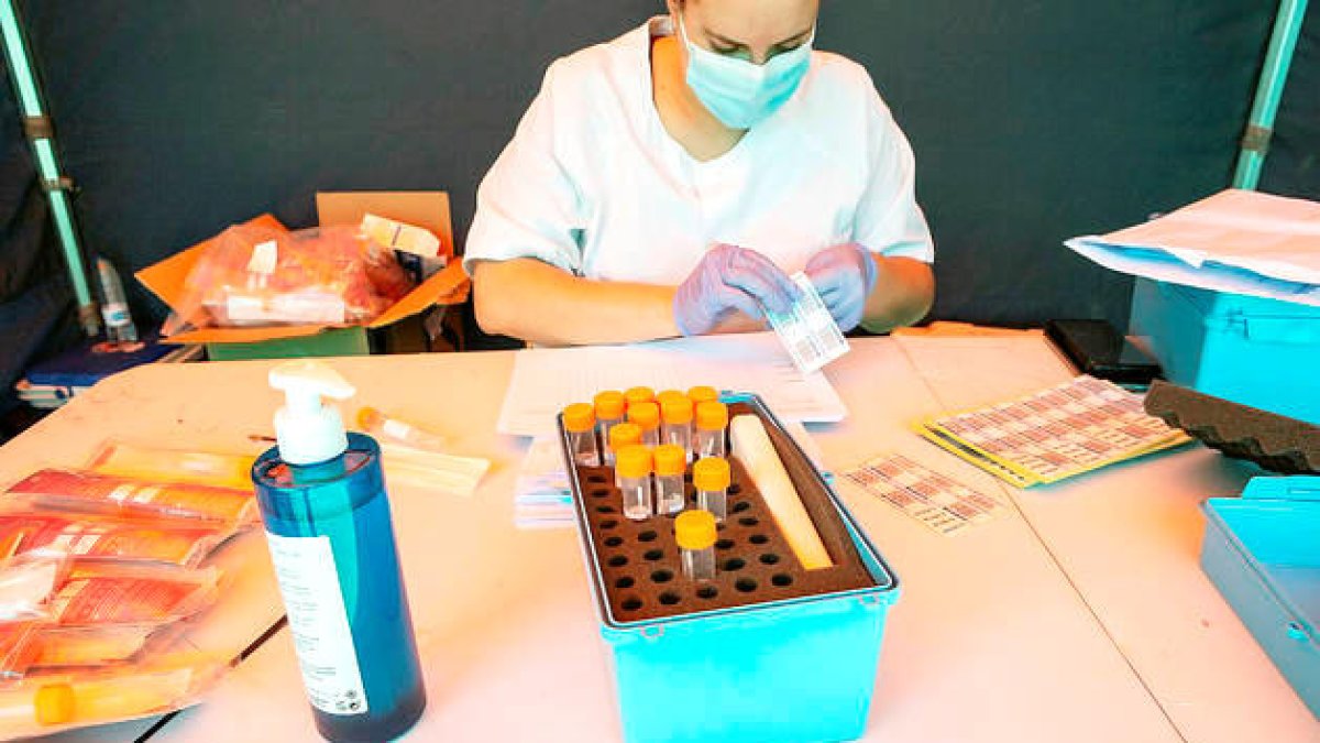 Rússia inicia la producció de la vacuna contra el coronavirus
