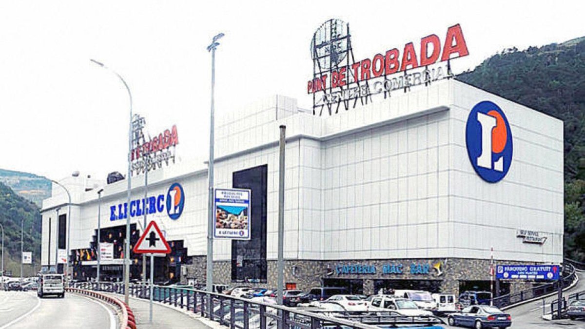 Empleats del Punt denuncien pressions per deixar la feina