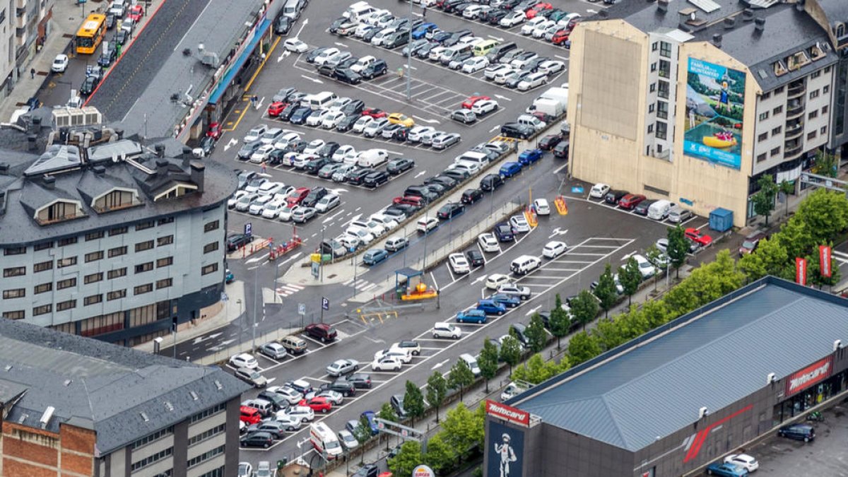 La capital ofereix el Fener II per fer el laboratori nacional