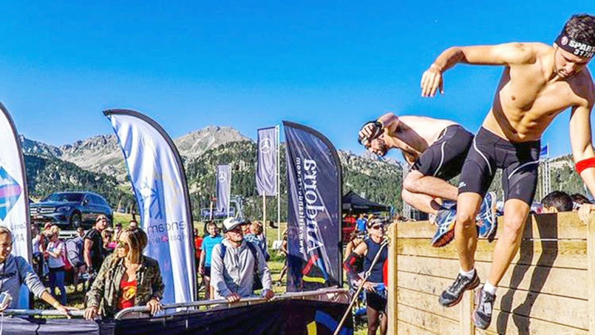 Indignació dels inscrits a l'Spartan perquè els organitzadors no tornen els diners