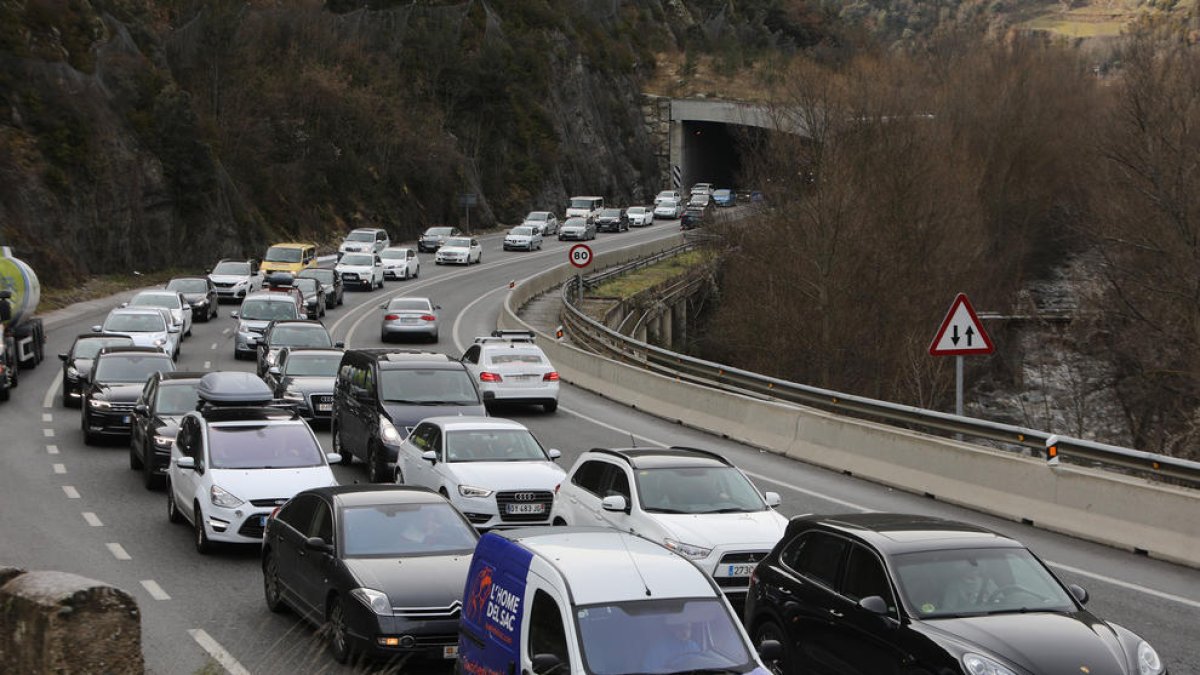 Retencions d'entrada al país en una imatge d'arxiu