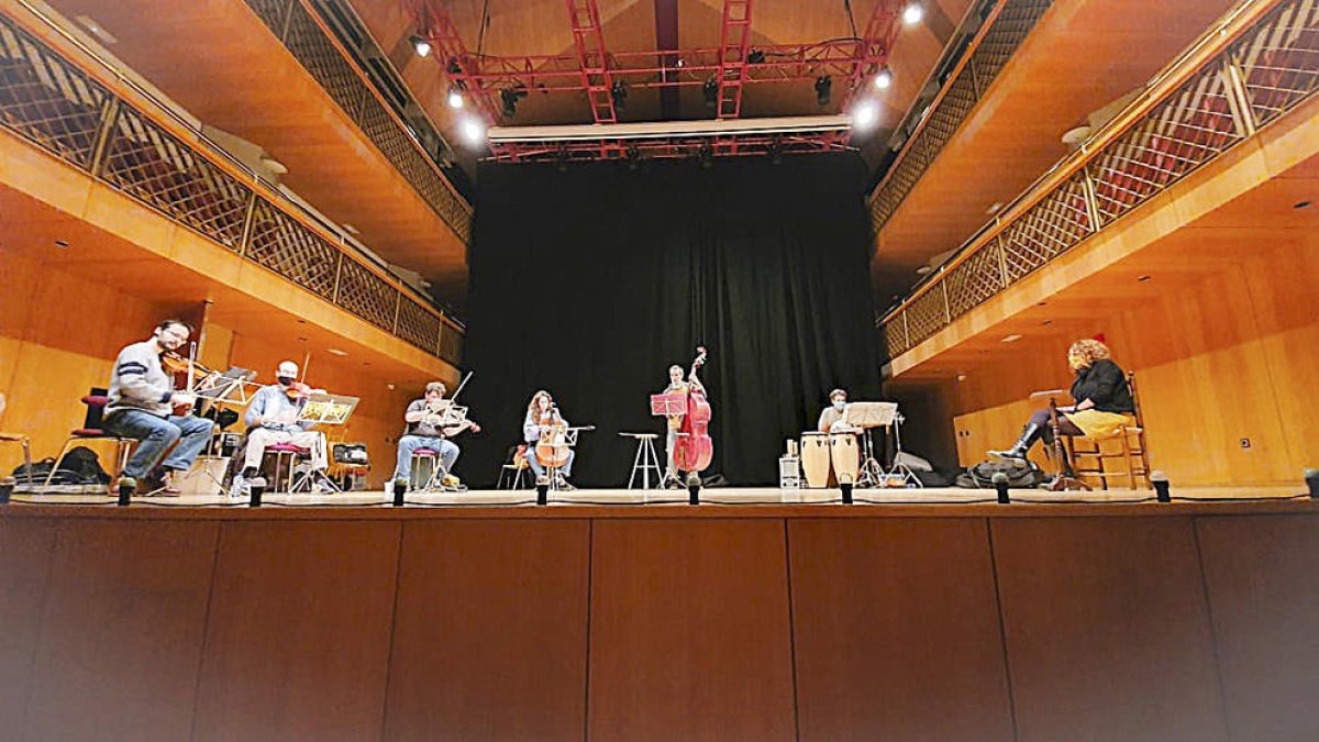 Viatjar al passat a ritme de bolero