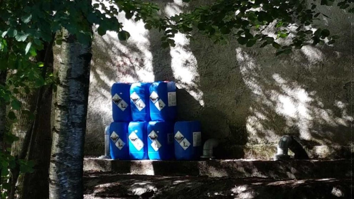 L'Apapma denuncia productes perillosos al costat del riu