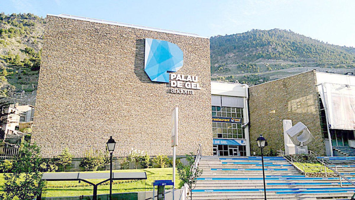 El Palau de Gel i Prada Ramon, als set tuits
