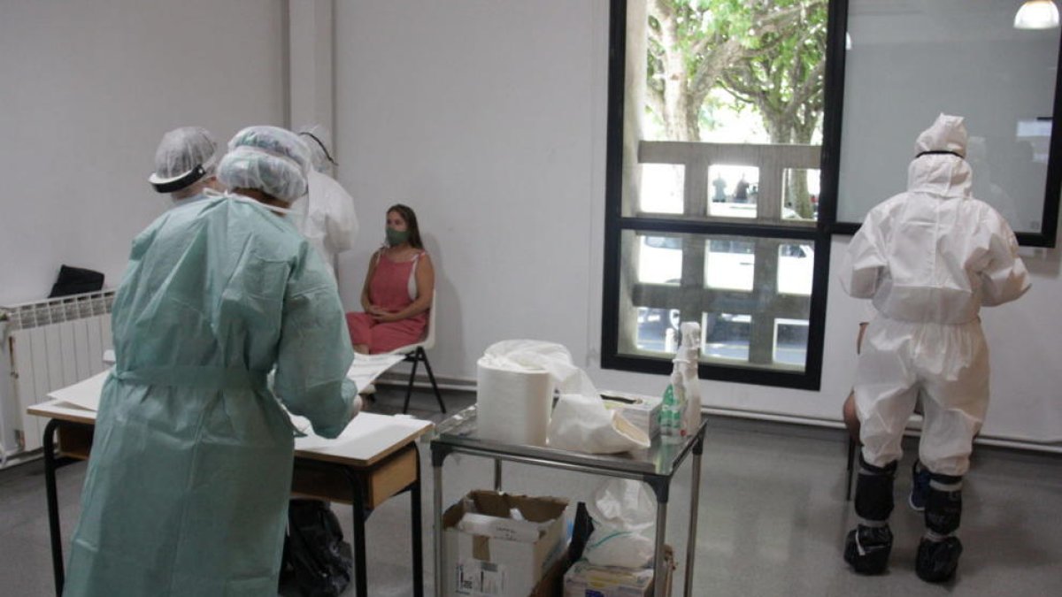 La Seu suma 73 positius i farà un cribratge massiu a la població