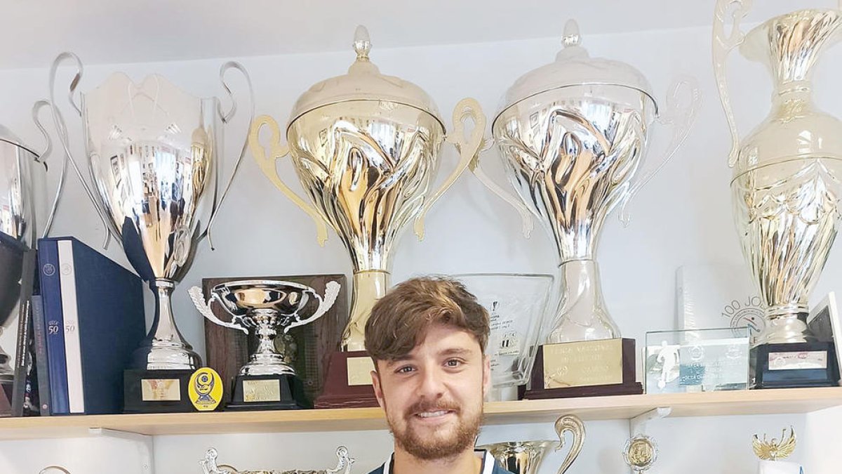 Marc Rebés renova una temporada més amb el VallBanc FC Santa Coloma