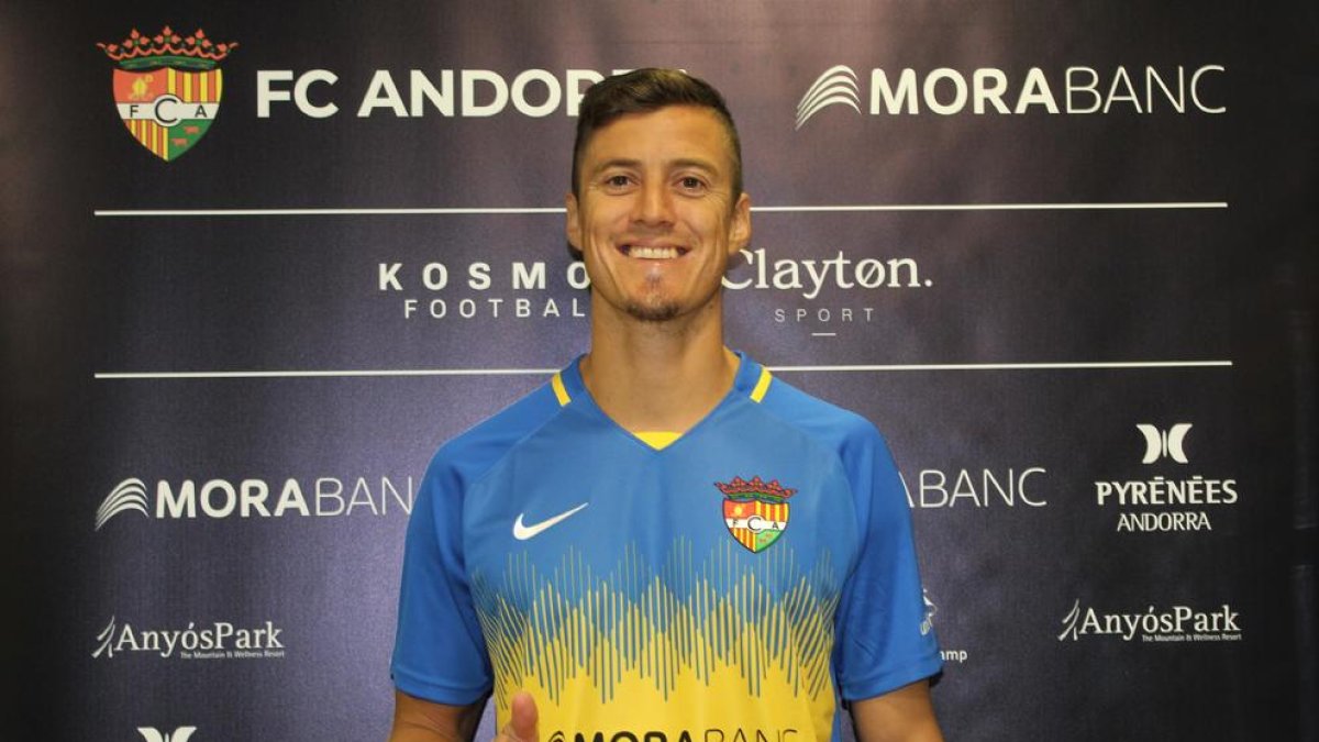 L'FC Andorra tanca la plantilla amb Martín Mantovani