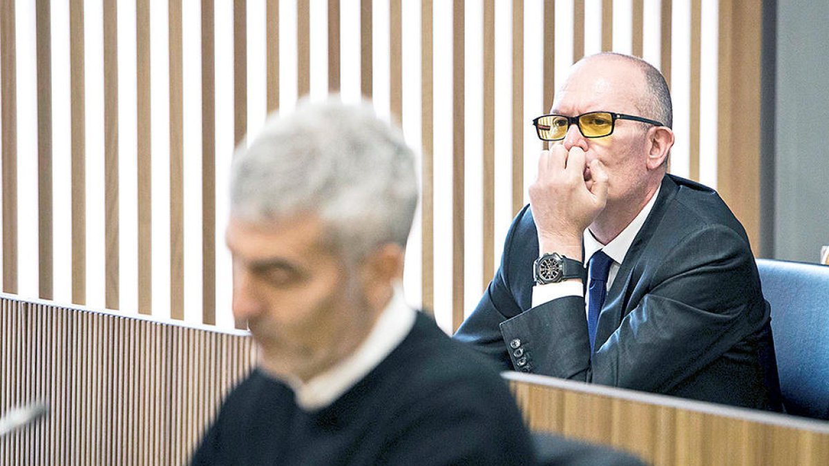 El PS considera “molt elevats” els més de 6 milions gastats per l'AREB en serveis jurídics