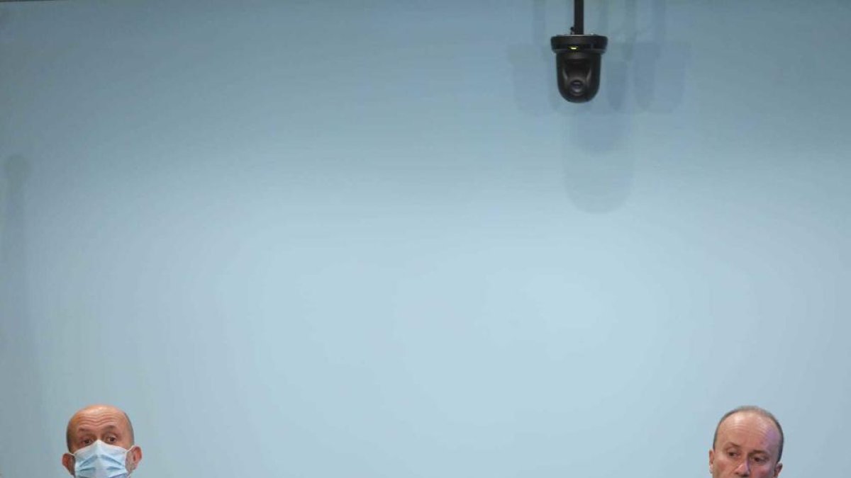 El ministre de Salut, Joan Martínez Benazet, i el d'Interior i Justícia, Josep Maria Rossell