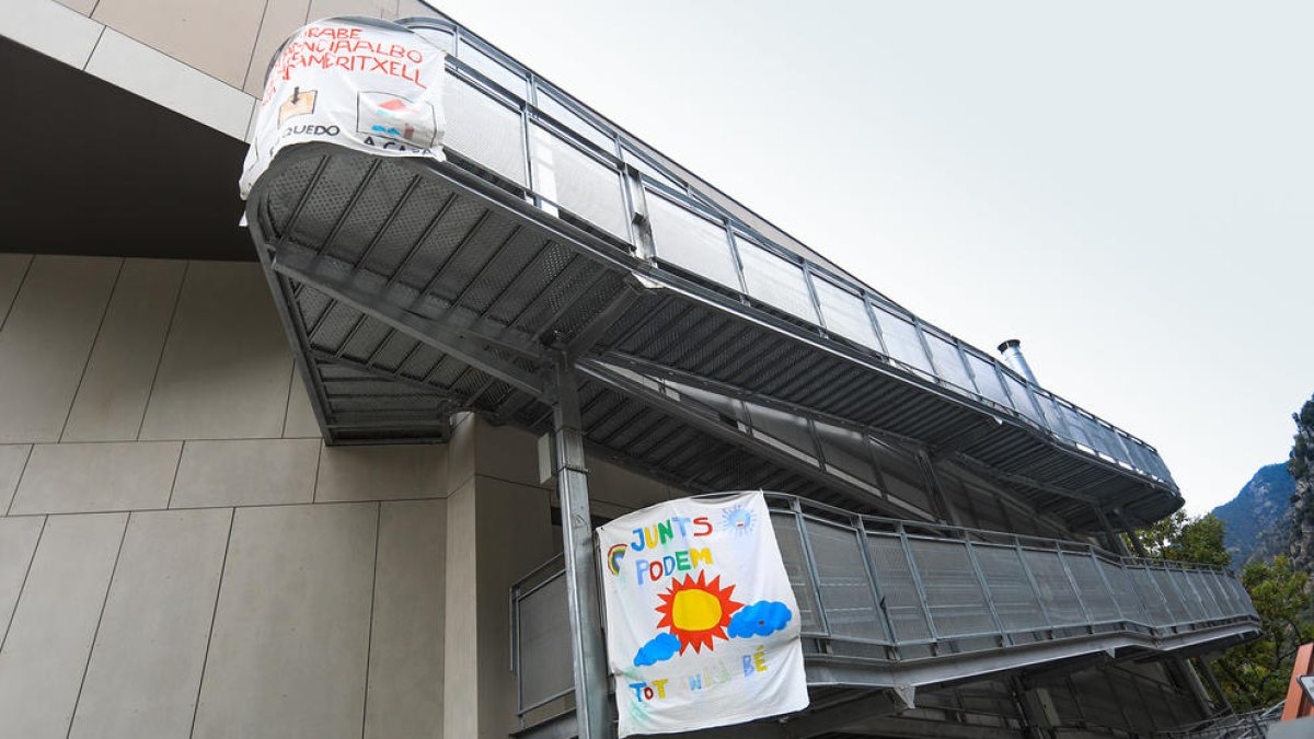 L'exterior de la residència L'Albó