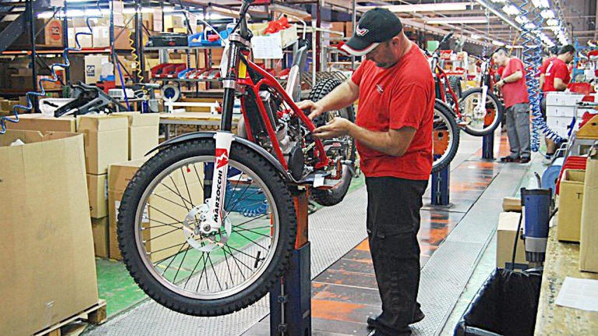 Projecte per recuperar les motos Ossa de trial a Andorra