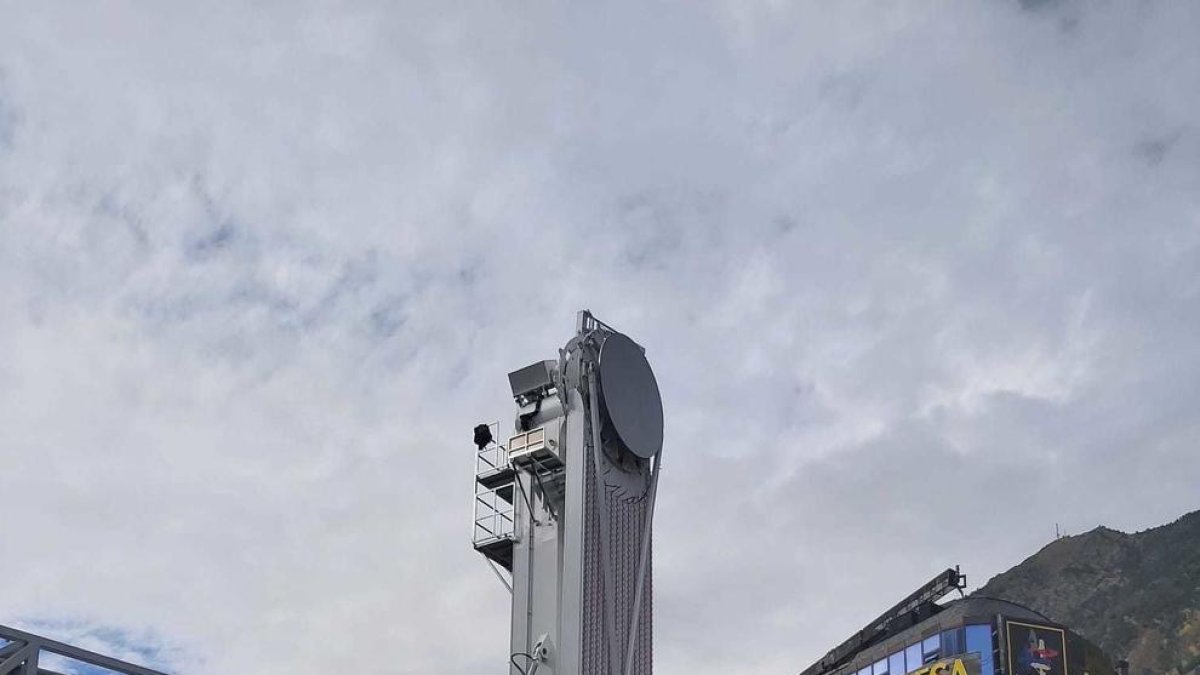 Una nòria de 27 metres d'alçada, l'atracció pel Nadal de la capital