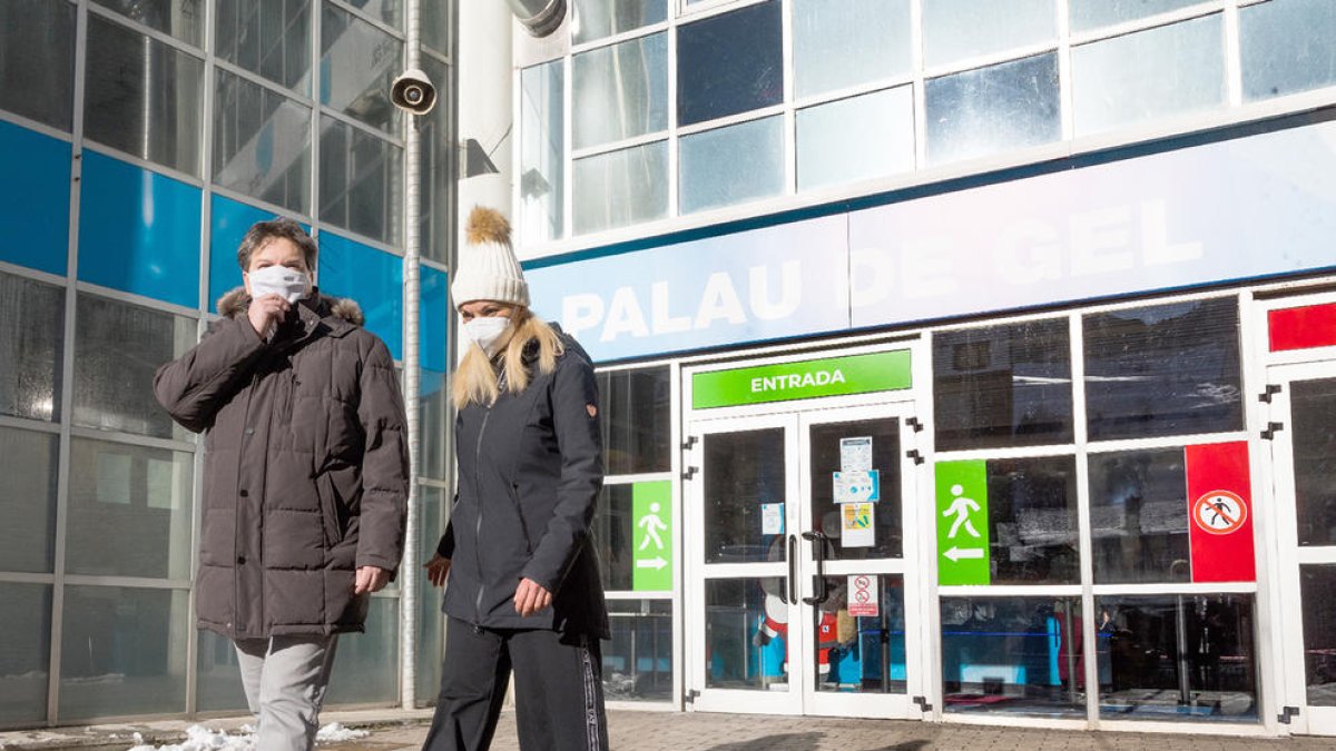 Els amos del Palau de Gel acusen el comú de rebel·lia