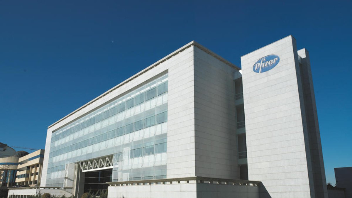 Pfizer assaja amb una píndola antivírica contra la Covid-19