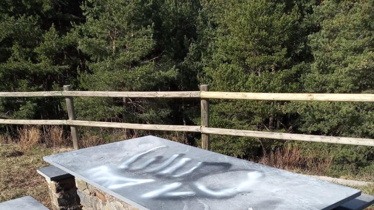 Els detinguts paguen els danys