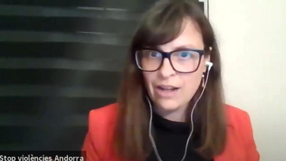 Mendoza afirma que les dones violades amb pocs recursos són obligades a parir