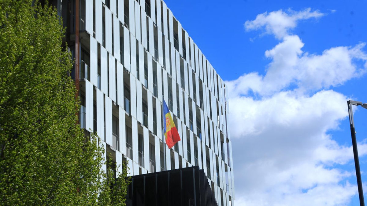 Demanen quatre anys de presó per 'netejar' diners del tràfic de drogues