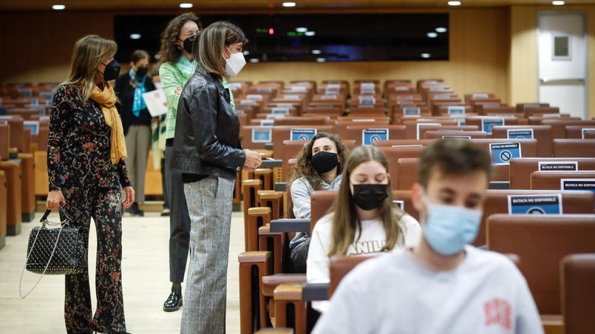 Finalitzen les proves oficials de batxillerat amb la participació de 220 alumnes