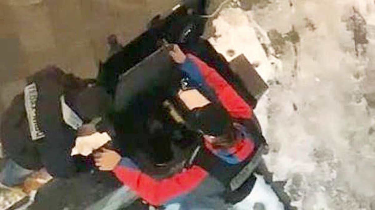 Falsa alarma per una maleta sospitosa a prop de l'ambaixada d'Espanya