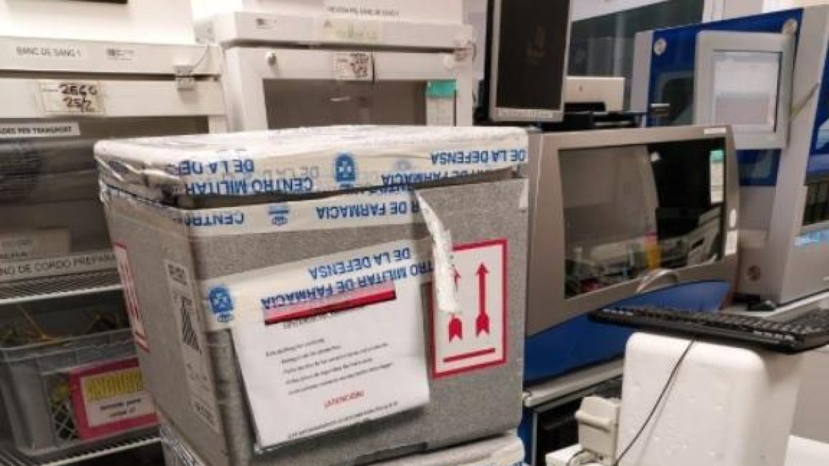 Andorra rep les 5.800 dosis de Pfizer procedents d'Espanya