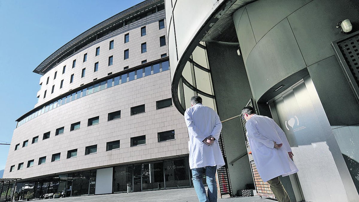 Més de 500 baixes de sanitaris per la Covid
