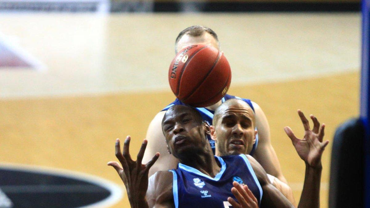 El MoraBanc cau contra l'Unics Kazan a l'estrena del Top-16 (66-73)
