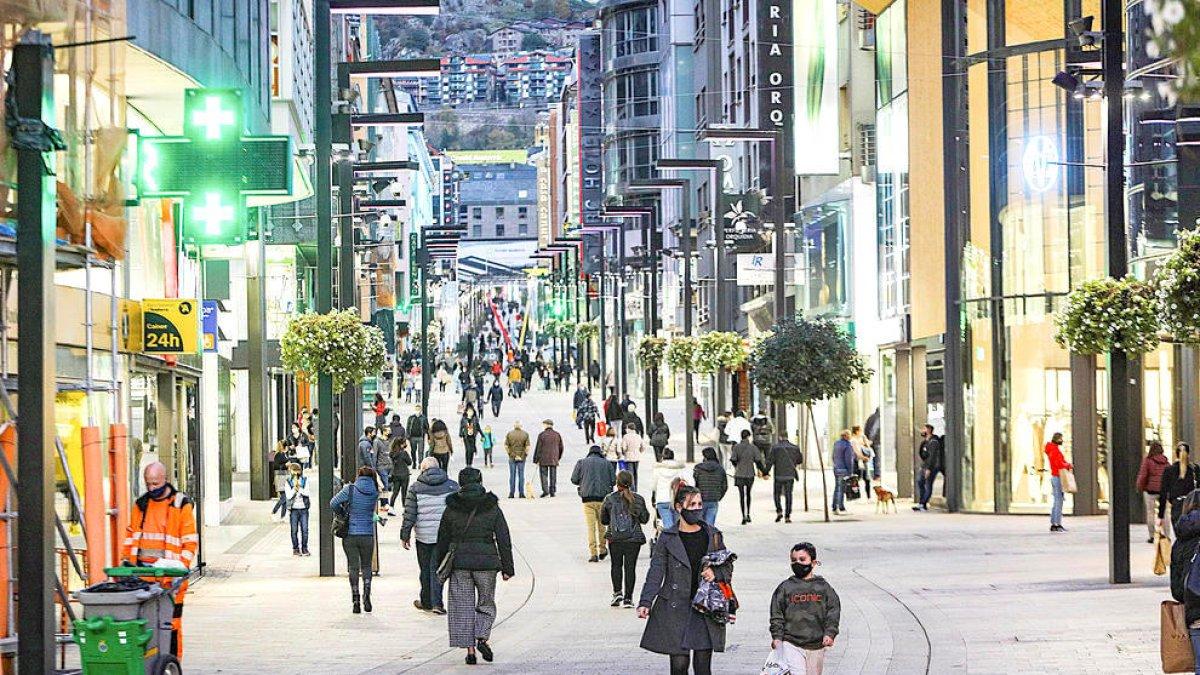 El consum cau 46 milions a causa de la Covid