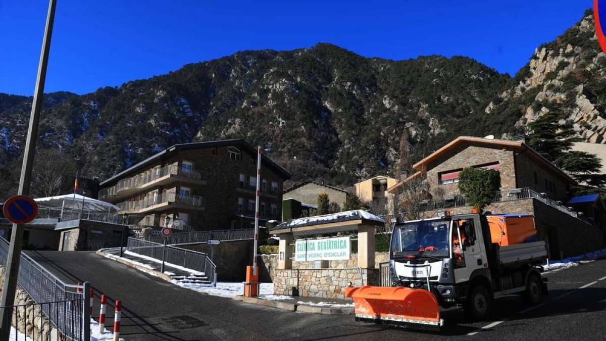 Clínica Sant Vicenç d'Enclar no posar