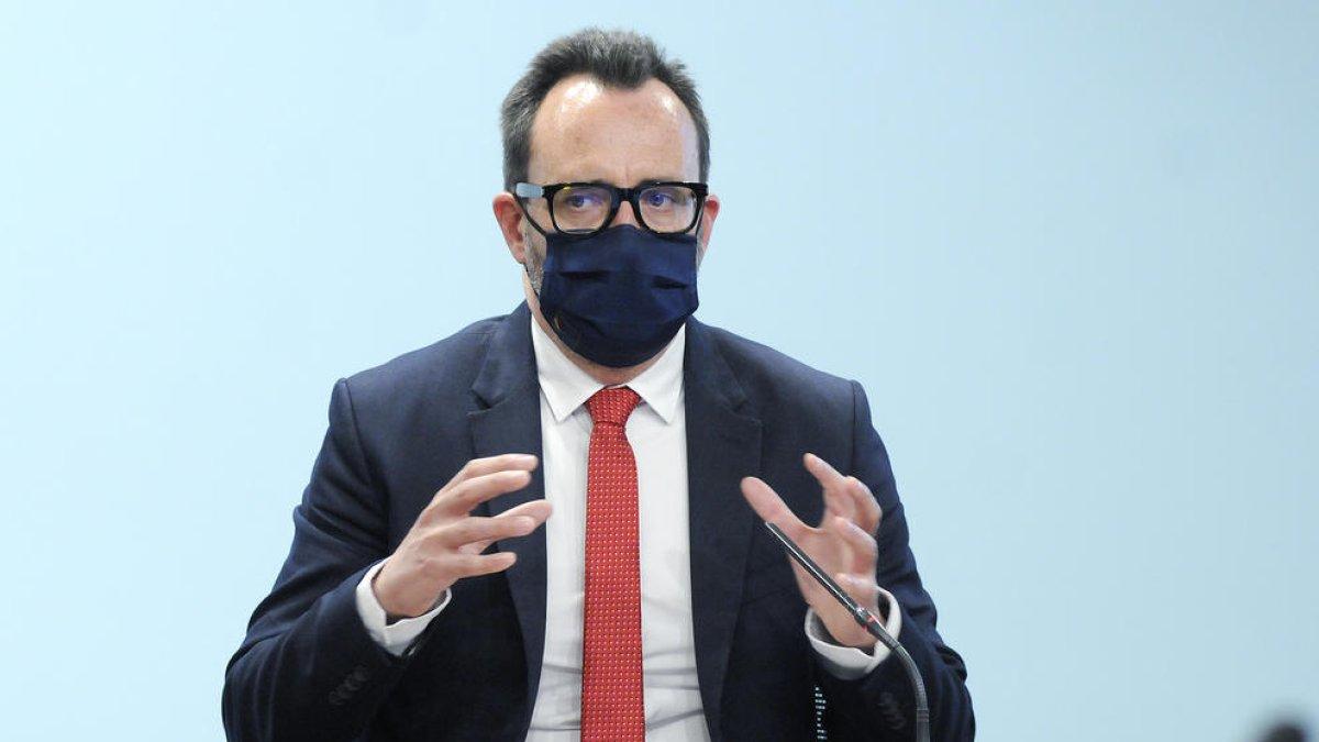 El ministre d'Afers Socials, Habitatge i Joventut, Víctor Filloy