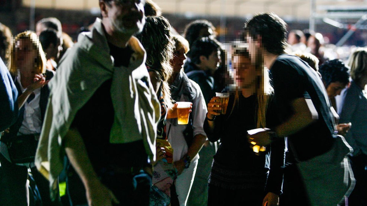 oci nocturn podrà obrir en l'horari dels bars