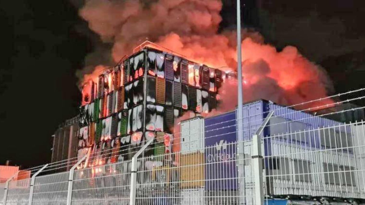 Un incendi al servidor web d'OVH afecta el país