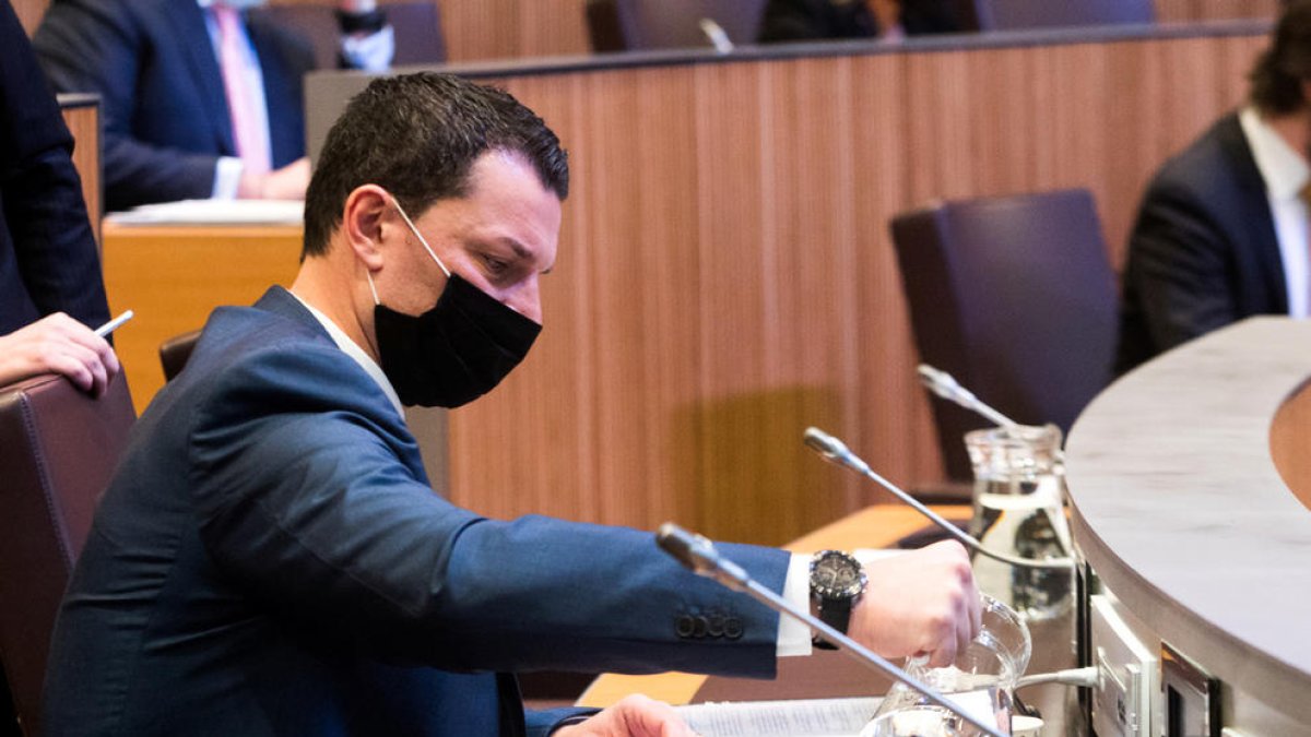 Gallardo revisarà el topall del 75% per acollir-se als ERTO