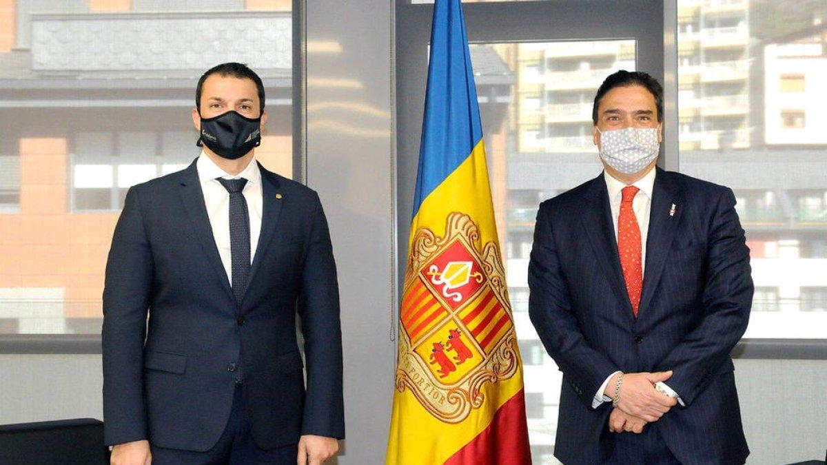 Gallardo es reuneix amb l'ambaixador de Suïssa