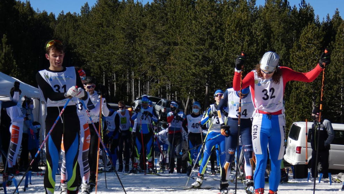 Una setantena de participants prenen part de la Festa del Nòrdic