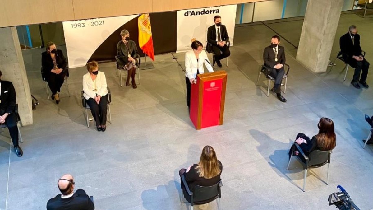 La síndica general, Roser Suñé, durant el seu discurs.