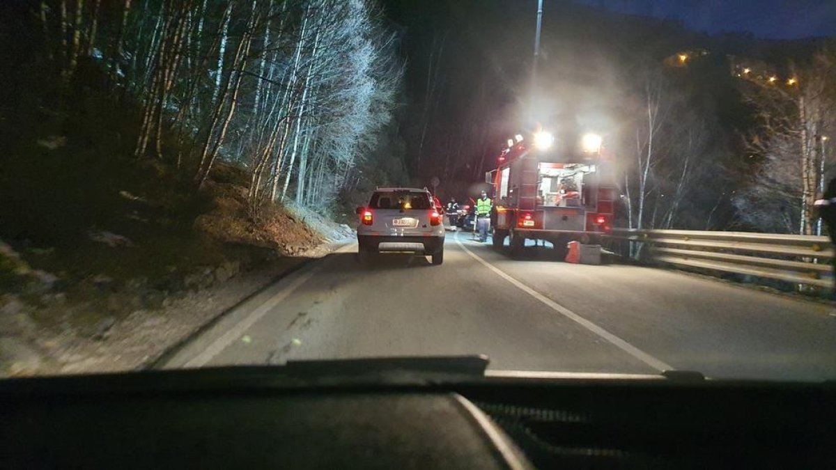 Tallada la sortida nord de Canillo per un accident