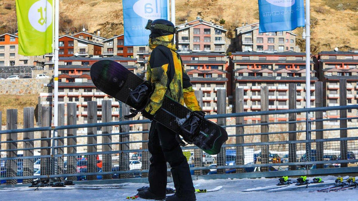 Grandvalira tanca restaurants del Tarter per un brot de Covid