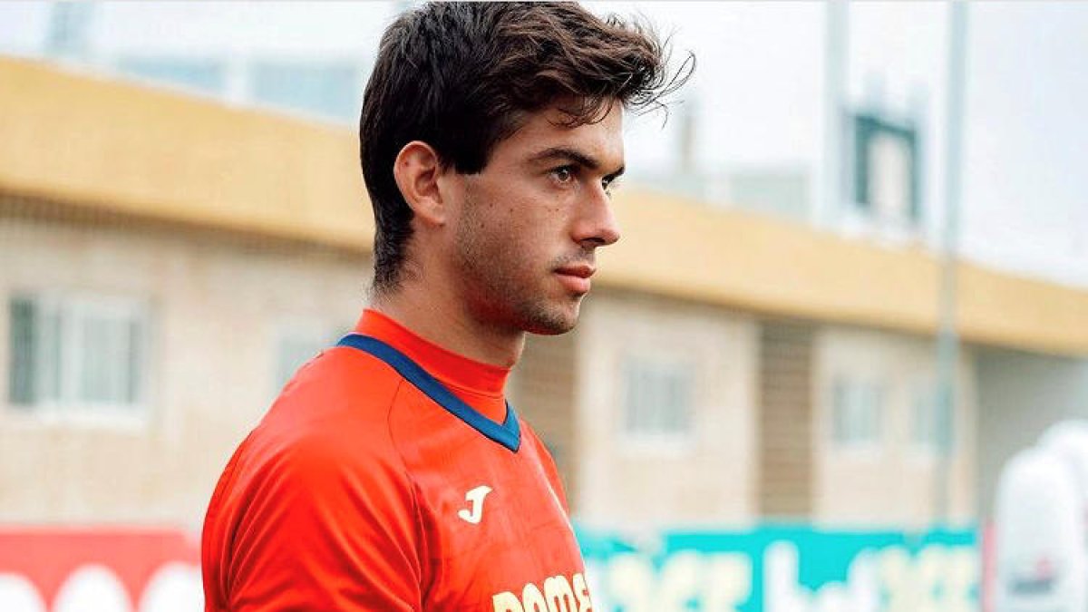 Iker Álvarez, convocat amb el primer equip del Vila-real