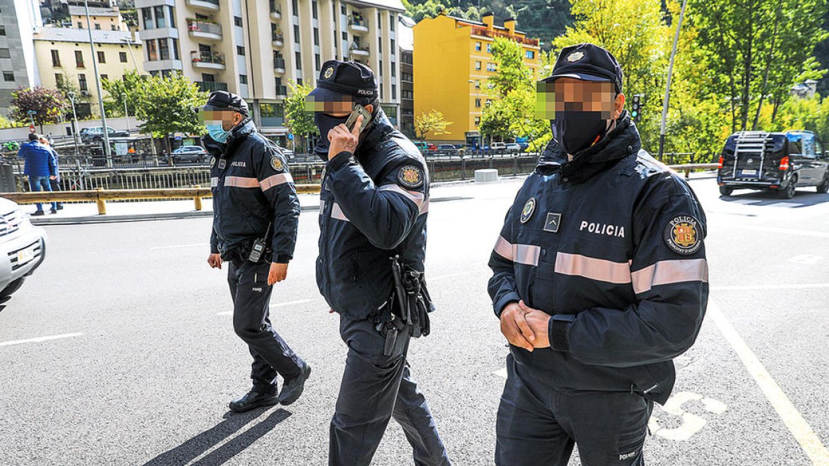 Detinguda amb 3,5 grams de 'coca' la passatgera d'un taxi
