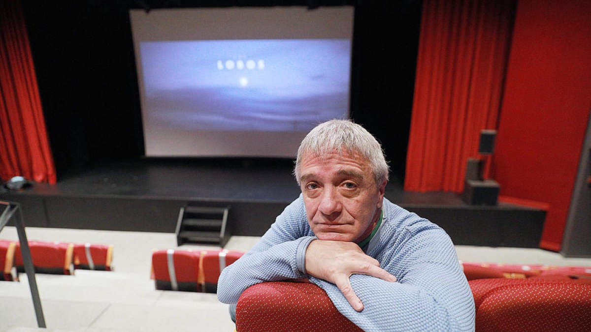 “Escollim pel·lícules que obren una finestra al món”