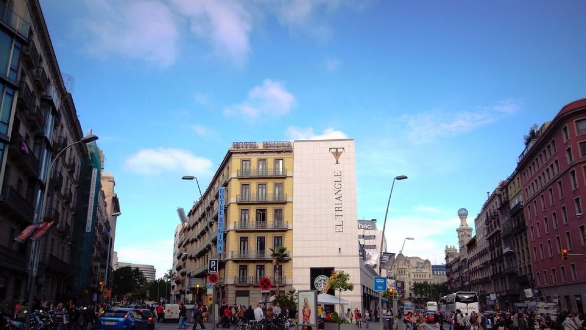 Cruïlla del carrer Bergara amb el carrer Pelai, on s'haurien produït els fets