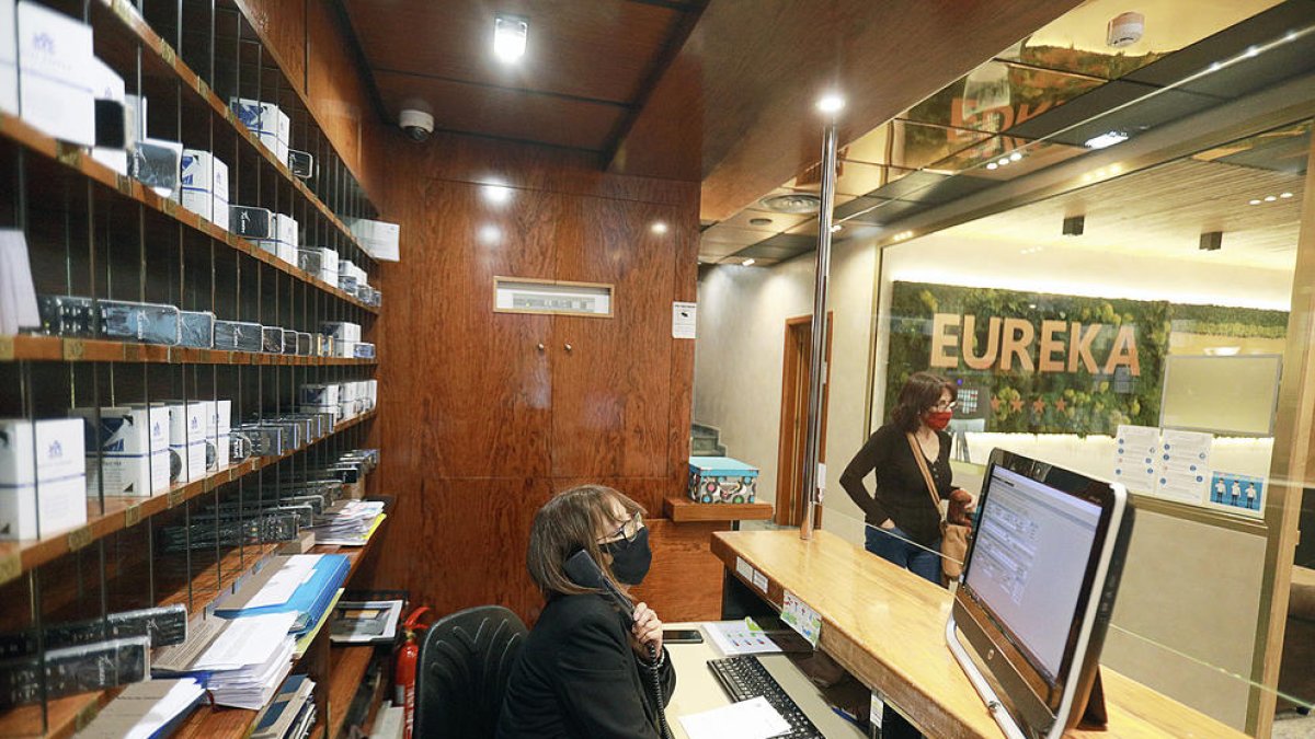 Albirar llum al final del túnel